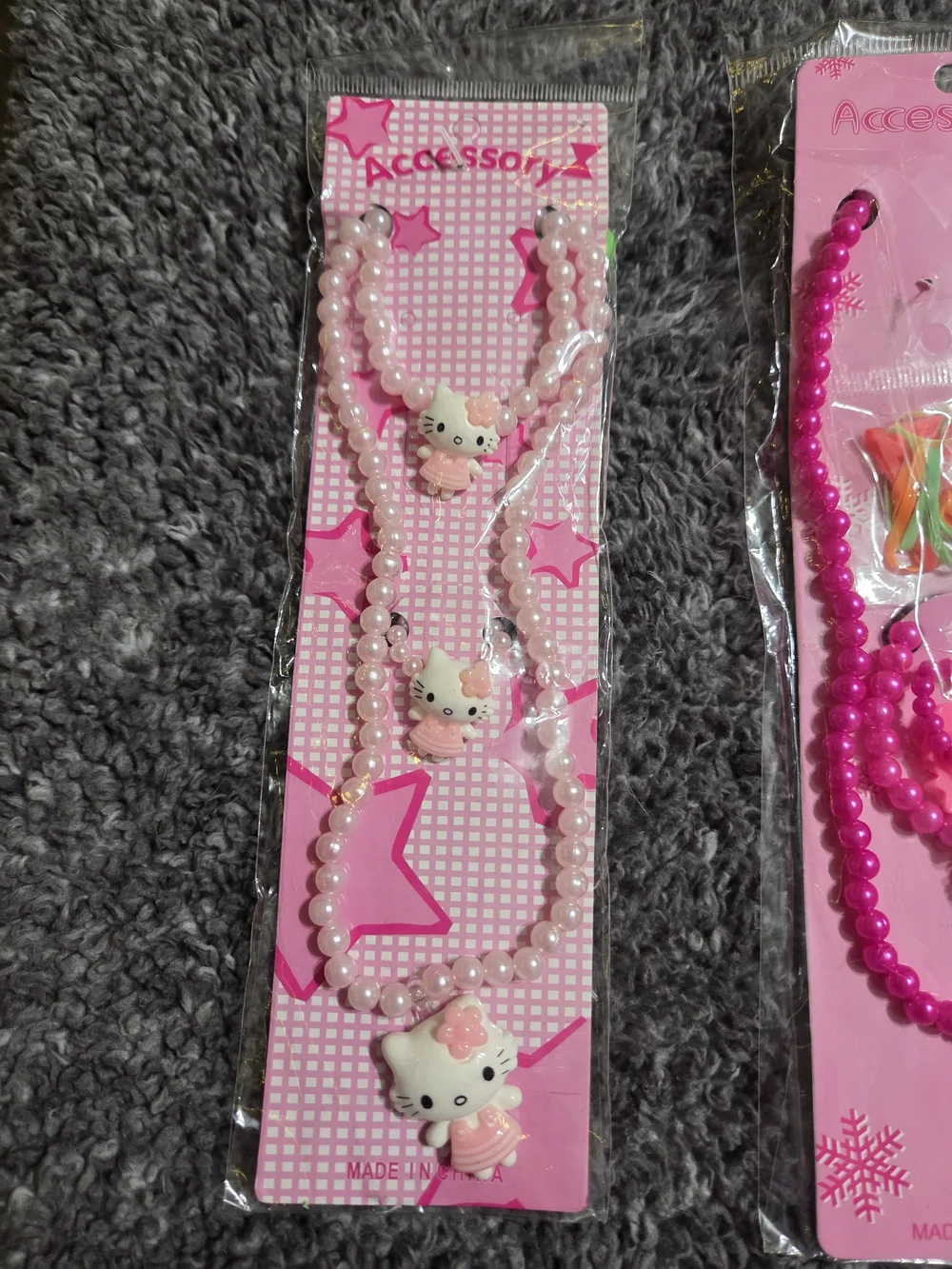 N/A three pink